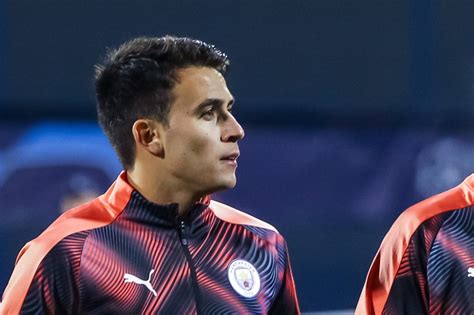 Eric garcía martret (born 9 january 2001) is a spanish professional footballer who plays as a centre back or right back for english premier league club manchester city. Manchester City: Eric Garcia: City-Boss spricht über ...