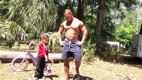 My girlfriend is a zombie. Outdoor Kettlebell Workout (while camping with my kids ...