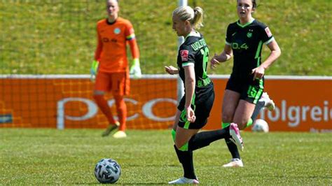 Find the latest fridolina rolfö news, stats, transfer rumours, photos, titles, clubs, goals scored this season and more. Rebecka Blomqvist | VfL Wolfsburg