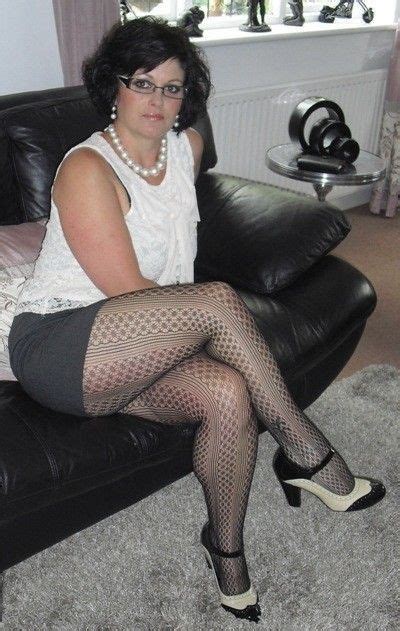 Beautiful red head bbw in fishnet stockings. 259 besten Granny Bilder auf Pinterest | Strümpfe, Dessous ...