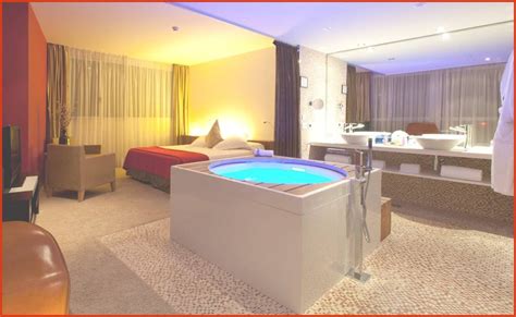 1.3 best hotel room with jacuzzi hot tub. spa jacuzzi luxembourg