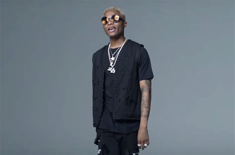 He worked with banky w., skales, shaydee and niyola to record e.m.e's compilation album empire mates state of mind (2012). Wizkid y Future desvelan su último bombazo veraniego ...