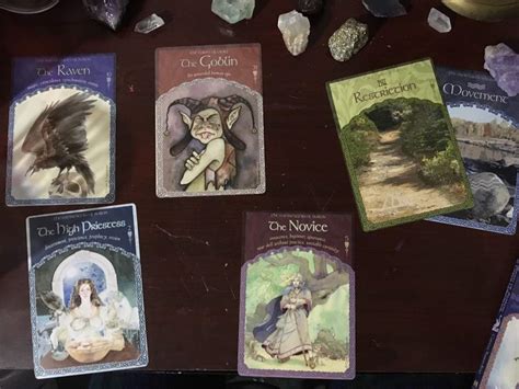 Here is a quick triangle tarot spread to be introduced to your spirit guide. // spirit guide tarot reading #1 — AMAZING spread!l | Pagans & Witches Amino