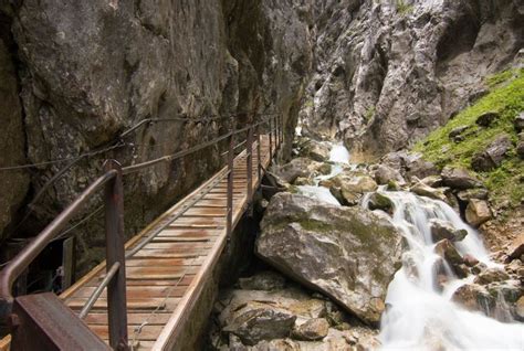 The höllentalklamm is a unique natural spectacle in the alps. Wanderung durch die Höllentalklamm in 2021 ...