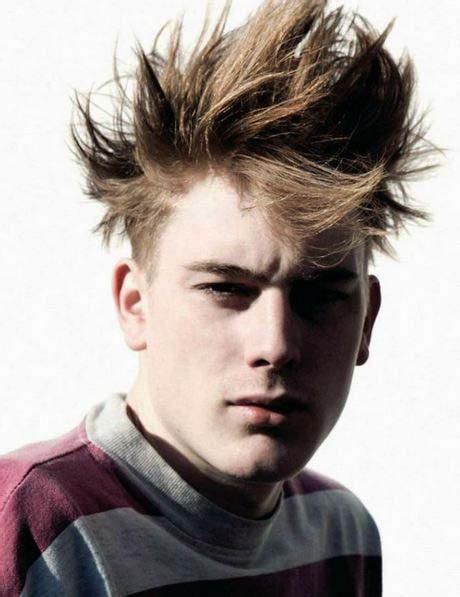 Pria kurus dengan wajah segitiga. Trend Model Rambut Pendek Pria Maskulin 2019 - Trends Gaya ...