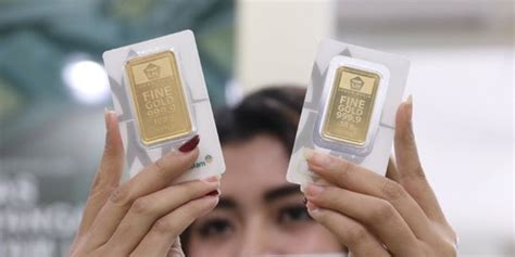 0,5 gram 1 gram 10 gram. Penghujung Akhir Pekan, Harga Emas Bertahan di Rp 1.008 ...