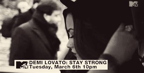 It shows lovato's lifeon and off stage, also after concerts and when she is. TELECHARGER DEMI LOVATO STAY STRONG VF - Frontimotatheme