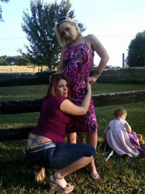 Trashy Mom Selfies And Photos That Prove They Suck At ...
