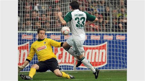Freiburg | last matchesoverall home away. 1:2 in Freiburg: Wolfsburg weiter in der Krise - Stuttgart ...