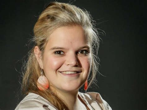 Chef ilse d'hooge maakt lekkere zomerse gerechtjes klaar. Dochter van Margriet Hermans verloor al 30 kilogram maar ...