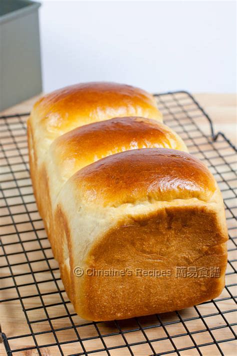 This sourdough hokkaido milk bread with tangzhong combines two of my favorite bread techniques, using sourdough starter to leaven. Zojirushi Bread Machine Recipes Bbcc-S15 : Zojirushi Bread ...