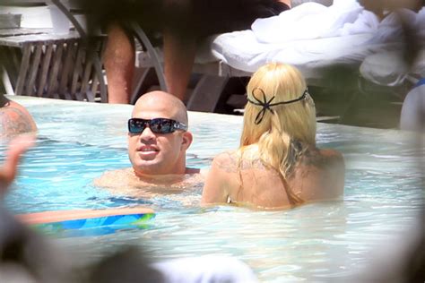 The ortiz family has b. Jenna Jameson, Tito Ortiz - Tito Ortiz Photos - Jenna ...