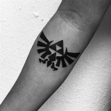 2,010 likes · 5 talking about this · 1 was here. 85+ Mighty Triforce Tattoo Designs & Meaning - Discover ...