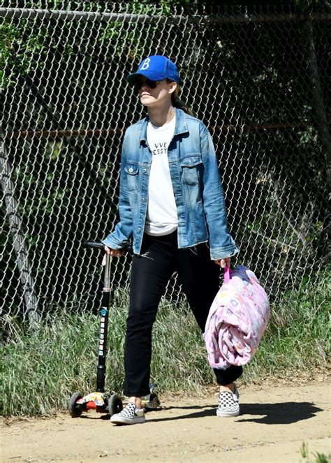 Get the latest on olivia wilde from vogue. OLIVIA WILDE Out in Los Angeles 03/31/2020