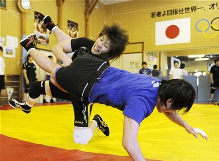 Apr 05, 2020 · ニュース｜ 元女子レスリング日本代表の吉田沙保里らオリンピック女子金メダリストが、5日から3週連続で放送される日本テレビ系の番組『上田. 吉田が4月末に右ひざけが／女子レスリングが合宿公開 | 女子 ...