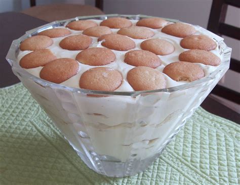 Banana pudding from scratch no bake banana pudding banana pudding cheesecake homemade banana pudding keto pudding banana pudding recipes avocado do you love paula deen's banana pudding recipe? Paula Deen's Banana Pudding | Banana pudding, Banana ...