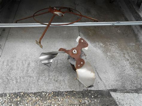 Detection of the broken part find out the exact location of the broken ceiling fan blade. Broken condenser fan blade and bracket | Broken condenser ...