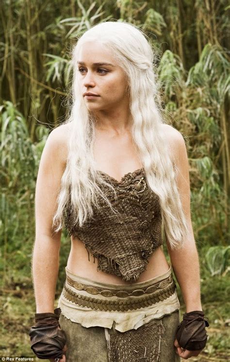 Game of thrones' emilia clarke just went full khaleesi in real life. Game Of Thrones star Emilia Clarke reveals her flawless ...