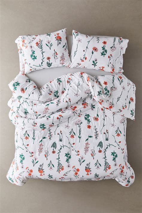 Urban style ethnic raw silk bedding set. Georgina Floral Comforter Set | Urban Outfitters in 2020 ...