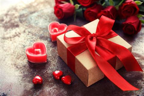 Consumer spending on valentine's day in 2021 is expected to be $21.8b. 4 Best Valentine's Day Gifting Ideas For 2021