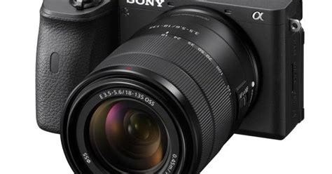 They camera isn't rain poof. Sony A6600 Review | Photographic