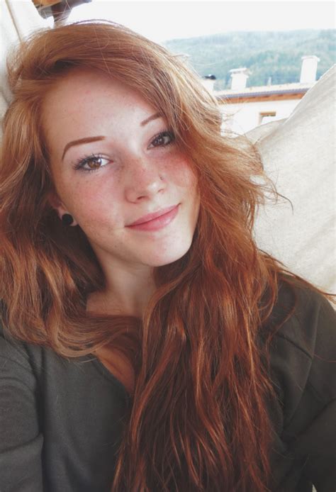 Consider warm shades of orange and brown. Red Hair and Brown Eyes are not common : PrettyGirls