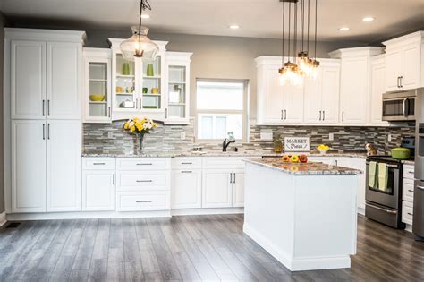 It's no wonder our white shaker elite cabinets are a customer favorite! Lily Ann Cabinets - ProKitchen Software