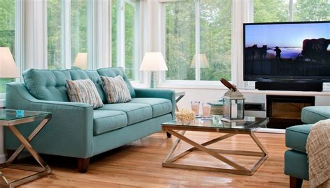 We did not find results for: Does It Look Ok To Put A TV In A Sunroom?