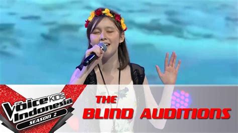 Siapakah pemenang the voice kids indonesia season 4? Nastya "How Far I'll Go" | The Blind Auditions | The Voice ...