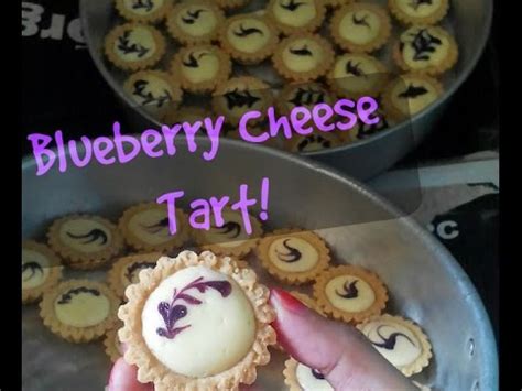 Ambil crust tadi dan tekankan kedalam acuan tart. How to Decorate Cheese Tart (cream cheese + food colouring ...