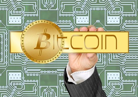 Bitcoin is the world's first decentralized digital currency. Bloomberg Analyst: Bitcoin to Increase in 2020 Due to ...