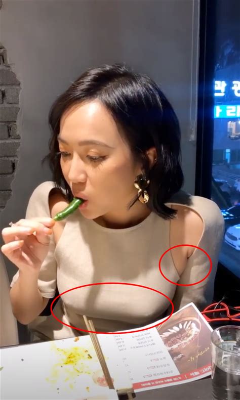 Dự kiến vào giữa tuần tới, các bác sĩ cùng ngồi cạnh nhau trên một giường bệnh, diệu nhi thì chống cằm suy tư, còn trúc nhi lại đưa. Diệu Nhi mặc lại chiếc váy gây hiểu lầm của Đông Nhi và số ...