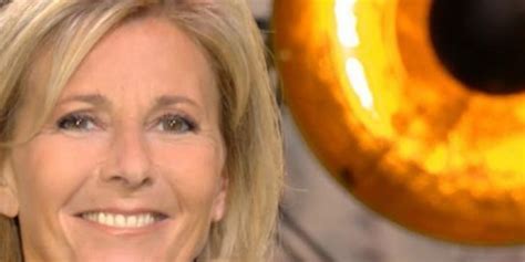 She had been the weekend news anchor at tf1 beginning in 1991, and gave her final broadcast at the station on september 13, 2015; Claire Chazal, attaque désagréable sur France 5 - Anne ...