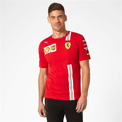 Dafür soll er jetzt bestraft werden. Sebastian Vettel 2020 Team T-Shirt - Scuderia Ferrari ...