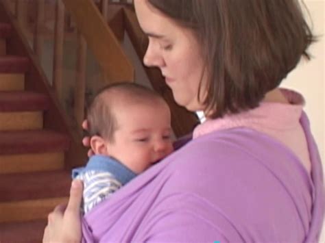 baby-wearing-how-carriers-help-you-and-your-baby-video-babycenter