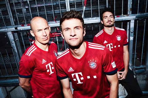 Bayern munich fc apparel shop featuring bayern shirts, bayern munich jerseys, gear and clothing at the ultimate sports store. Bayern München 18-19 Home Kit Released - Footy Headlines