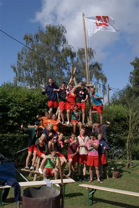 +32 2 569 05 90. KLJ-Merchtem op kamp in Buizingen (Merchtem) - Het Nieuwsblad