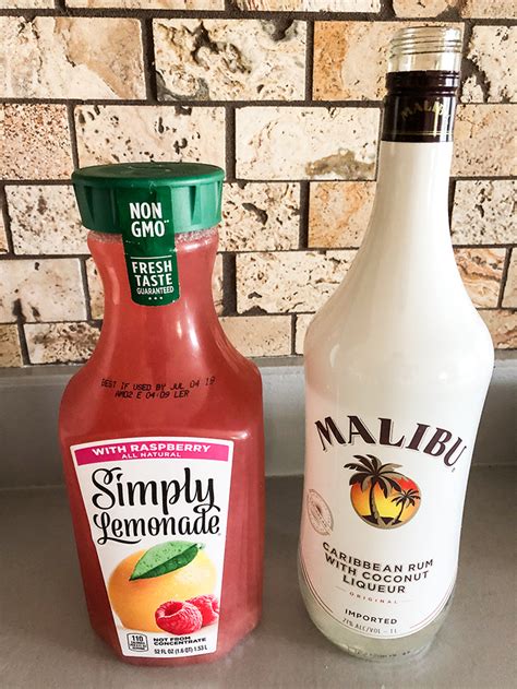 This simple drink is so easy to make. Malibu Recipes Drinks : Pineapple Coconut Malibu Rum ...