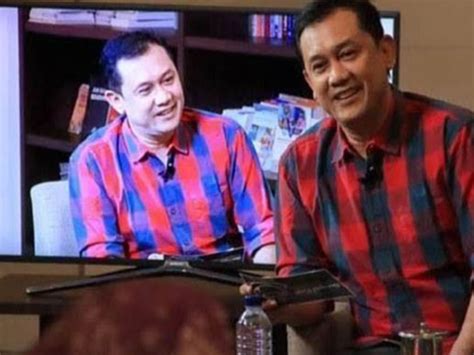 Di timeline episode kali ini, denny siregar akan memaparkan mengapa menteri kesehatan, dr. Denny Siregar Sebut Pertarungan Semakin Keras | Tagar