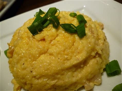 Combine milk, eggs, vegetable oil and butter in small bowl; Cooking Corn Bread With Corn Grits : This One Tip Will ...