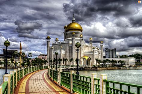 Miasto Bandar Seri Begawan, Brunei, Lampy, Meczet