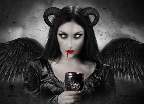 Deviantart is the world's largest online social community for artists and art enthusiasts, allowing people to connect through the creation and sharing of art. Resurrection of Darkness | Vampiros