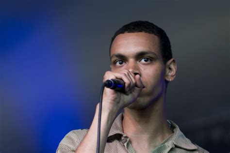 Søren holm, forsanger i det danske band liss, er tragisk gået bort den 25. Liss viste lovende takter for fremtiden på Heartland / Koncert