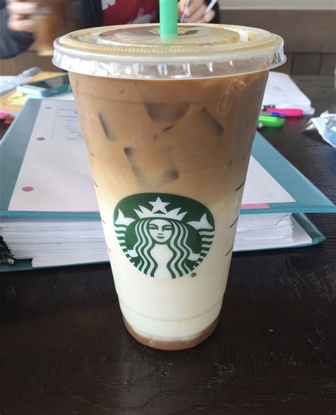 The consistency of the coffee was very smooth, but the it had an abrasive quality that overpowered the coffee flavor. Pin by Sun 🦋 on Foodie | Starbucks drinks, Starbucks ...