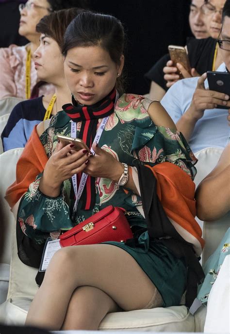 Use this guide to navigate hong kong's transportation. Stocking top spectator, Fashion Show, Hong Kong Jewellery ...