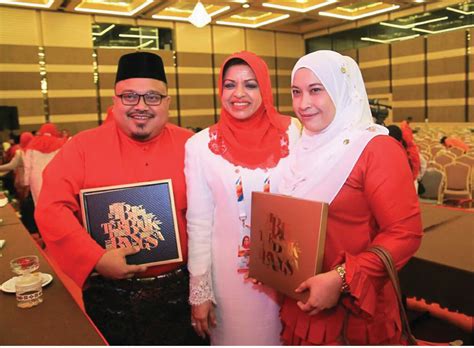 Selain kepercayaan diri diperlukannya susunan teks yang baik juga diperlukan. SERIES 1 : STRONG OPENING & STRONGER CLOSING