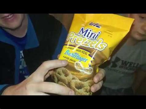 Serving size 40g (~1.4 oz.) UTZ Butterfinger Mini Pretzel review - YouTube