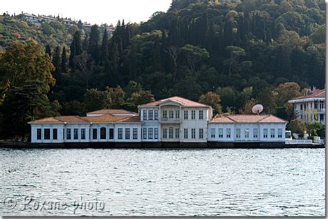 Kandilli, ünlü kandilli rasathanesi, adile sultan sarayı, şirin ara sokakları ve muhteşem manzaralı tarihi ve ihtişamlı yalıları ile ünlü bir semt. Kandilli Istanbul - Kandilli'den İstanbul için deprem ve ...