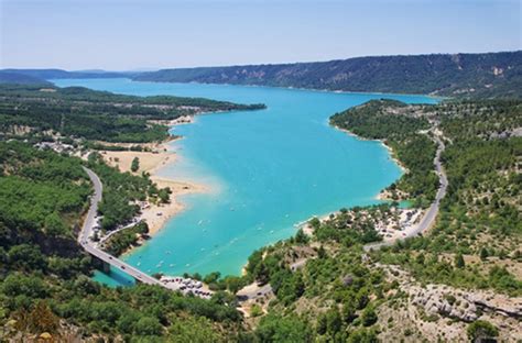 It is the second longest configuration around the french lake, and features a series of technical corners and sections to test driving skills. Lac de Sainte-Croix - idyllischer Stausee | Ferienhaus ...