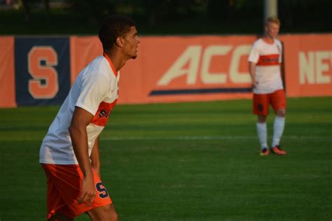 Miles robinson (born 14 march 1997) is an american soccer player who plays as a centre back for american club atlanta united. Get to know your Orange: Men's Soccer #19 Miles Robinson ...